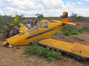Piloto não teve ferimentos graves, de acordo com a assessoria de imprensa da FAB (Foto: Divulgação/ Blog O Povo com a Notícia)