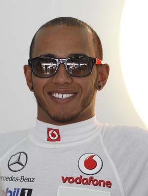 Lewis Hamilton, GP do Bahrein treino (Foto: AP)