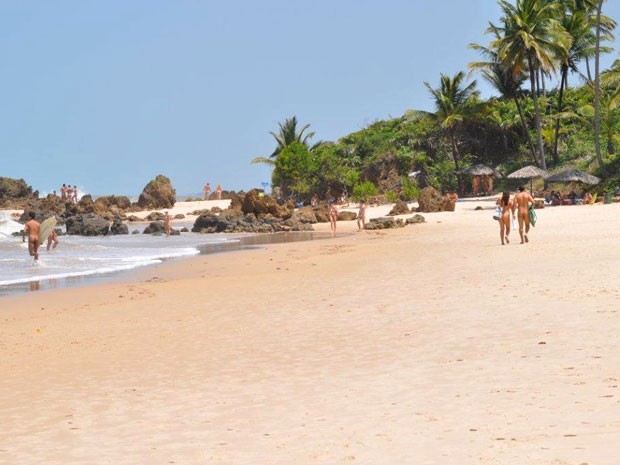 Praia de nudista Tambaba, em Conde, na Paraíba (Foto: Divulgação/Portal Brasil Naturista)