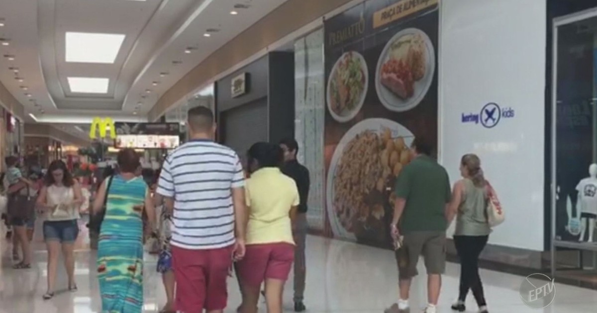 Joalheria é assaltada em shopping e clientes rendidos em ... - Globo.com