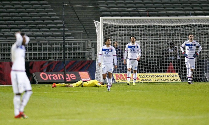 Lyon derrota Montpellier Rafael (Foto: REUTERS/Robert Pratta)