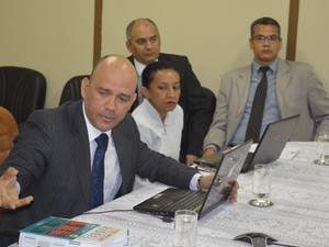 Juiz Matias Pires Neto disse que o uso de videoconferência acontece apenas em caso de exceção (Foto: Abinoan Santiago/G1)