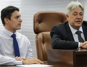 Cristiano Aguiar e Fernando Lago assumiram o poder da Federação Mineira de Futebol (Foto: Mauricio Paulucci)