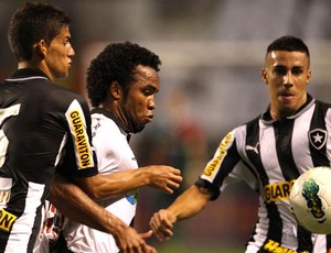 Carlos Alberto Vasco x Botafogo (Foto: Marcelo Sadio / Site Oficial do vasco)