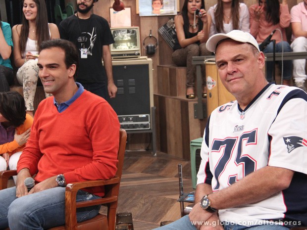 Tadeu e Oscar Schmidt participam do programa Altas Horas (Foto: TV Globo/Altas Horas)