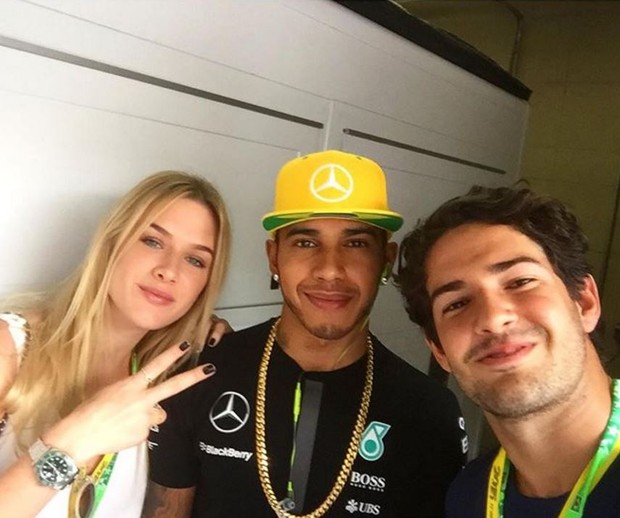 Fiorella Mattheis, Lewis Hamilton e Alexandre Pato (Foto: Instagram / Reprodução)