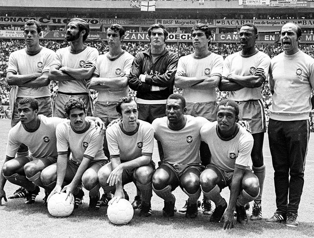Felix posado com a seleção na copa de 1970 (Foto: Agência Estado)