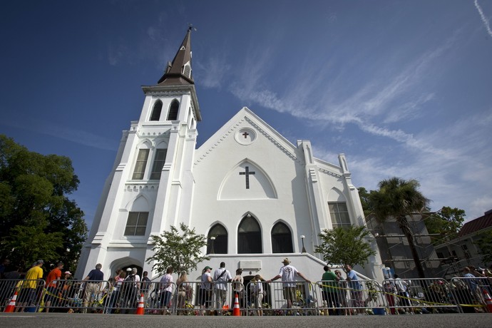 Igreja foi palco de tragédia nos Estados Undios (Foto: Reuters)