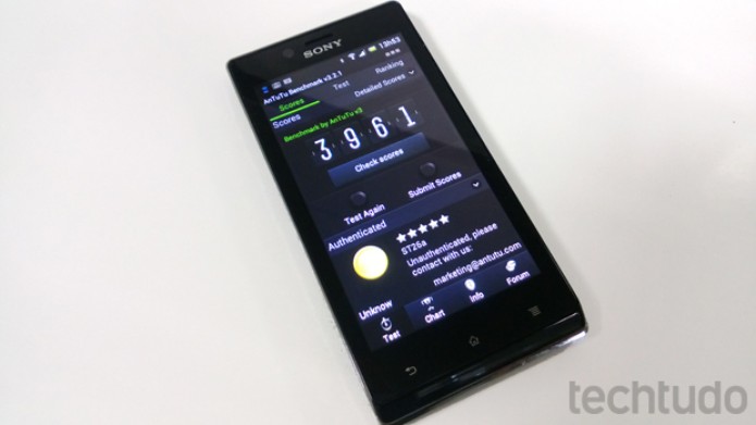 Xperia J marcou 3961 pontos no teste de benchmark do AnTuTu (Foto: Elson de Souza/TechTudo) Xperia J marcou 3961 pontos no teste de benchmark do AnTuTu (Foto: Elson de Souza/TechTudo)