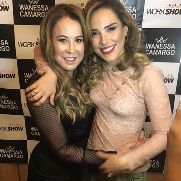 Zilu e Wanessa em show em Goiânia, Goiás (Foto: Instagram/ Reprodução)