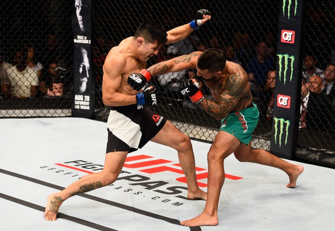Erik Perez, Francisco Rivera, UFC 201, MMA (Foto: Getty Images)