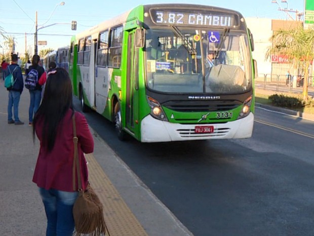 Número de passageiros no transporte público de Campinas caiu por conta da crise (Foto: Reprodução/EPTV)