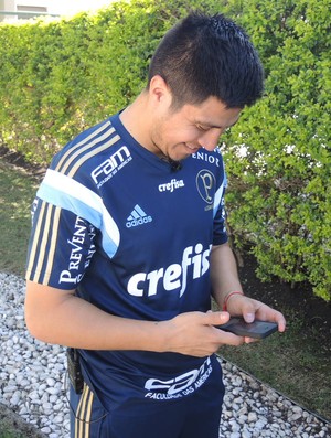 #AjudaNoix: Cristaldo esbanja bom humor na internet e vira xodó