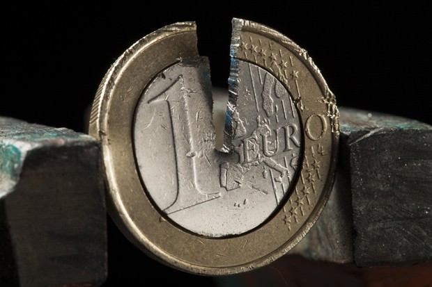 Resultado de imagem para O que acontece às notas da moeda uma vez que estão danificadas