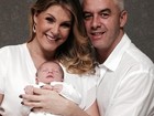 Ana Hickmann apresenta rosto do filho Alexandre em rede social