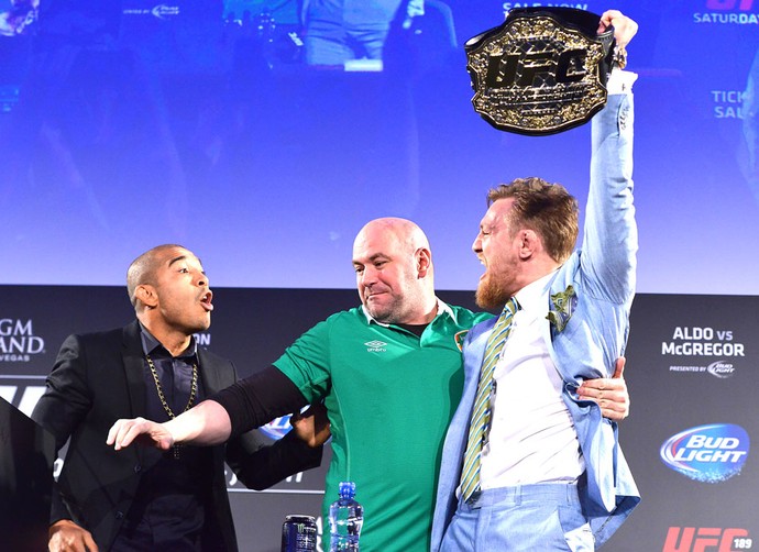 José Aldo e Cono Mcgregor, Coletiva UFC189 (Foto: Getty Images)