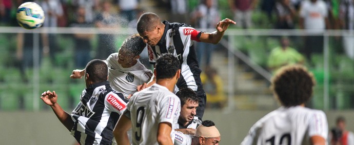 Atlético-MG x Santos no Independência (Foto: JULIANA FLISTER - Agência Estado) Atlético-MG x Santos no Independência (Foto: JULIANA FLISTER - Agência Estado)
