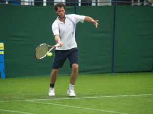 Chris McPherson Mistura com Rodaika Hóquei (Foto: Divulgação/Derbyshire Tennis)