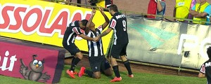 Jô desencanta e dá título ao Atlético (TV Globo/Reprodução)