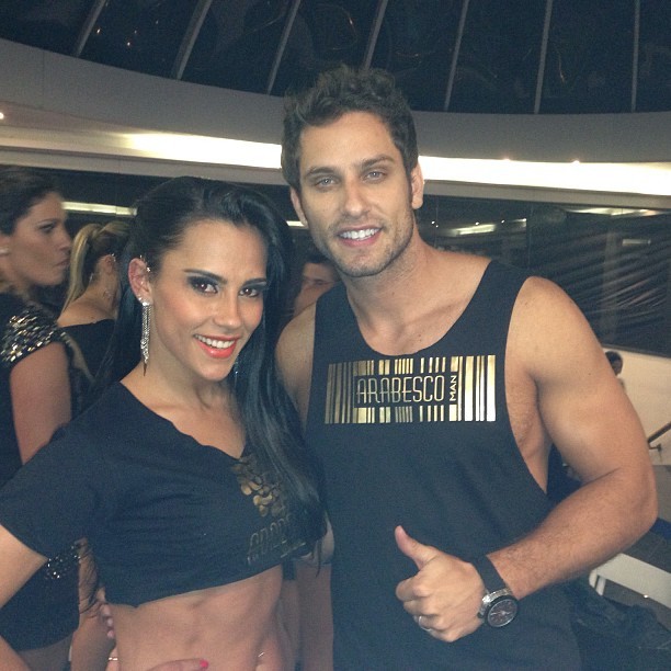 Ex-BBBs Kelly e Eliéser em evento de moda em São Paulo (Foto: Instagram/ Reprodução)