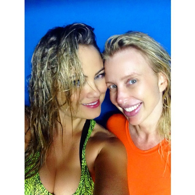 Ellen Roche e amiga (Foto: Reprodução/Instagram) Ellen Roche e amiga (Foto: Reprodução/Instagram)