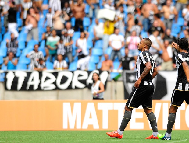 Bill, Botafogo x Bonsucesso (Foto: Dhavid Normando / Agência Estado)