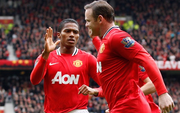 rooney valencia Manchester United x Queens Park Rangers (Foto: Reuters)