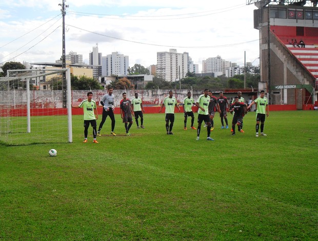 Jogo-treino Guarani-MG e Atlético-MG sub-20 no Farião (Foto: Cleber Corrêa)
