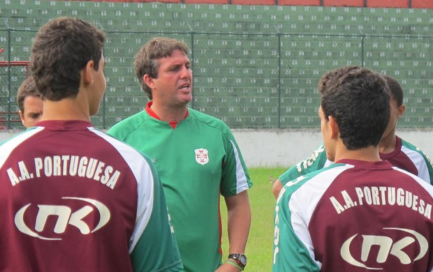 Cristiano Troisi Portuguesa Santista Briosa (Foto: Bruno Gutierrez / Globoesporte.com)