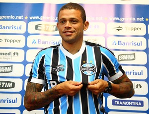Edinho é apresentado como jogador do Grêmio (Foto: Lucas Uebel/Divulgação, Grêmio)