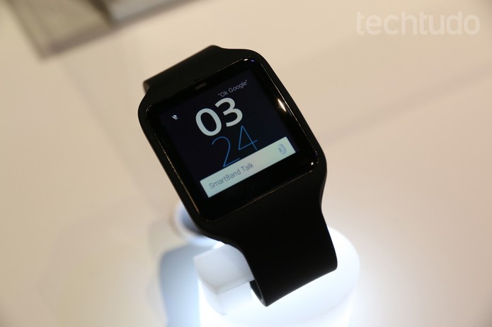 Sony Smartwatch (Foto: Isadora Diaz / TechTudo) Sony Smartwatch (Foto: Isadora Diaz / TechTudo)