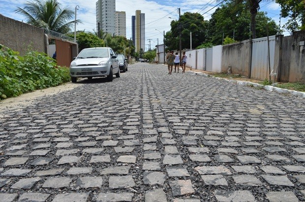 G1 - Ruas na Vila de Ponta Negra ganham drenagem e pavimentação - notícias  em Natal a Nossa Cidade
