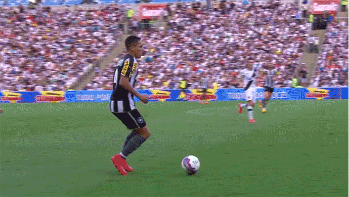 gilberto autodesarme gif (Foto: infoesporte) gilberto autodesarme gif (Foto: infoesporte)