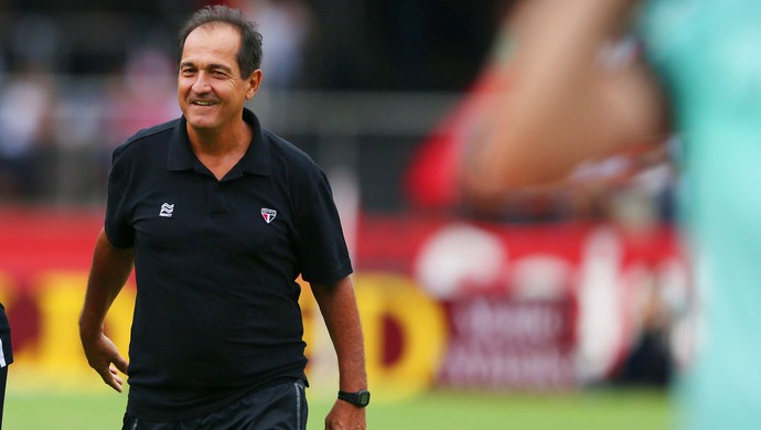 Muricy Ramalho, S&atilde;o Paulo x Corinthians (Foto: Marcos Ribolli)