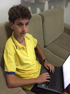 Victor escreve livro contando a sua trajetória (Foto: Arquivo Pessoal/Família)
