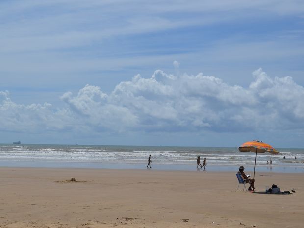 Praia em Aracaju, Sergipe (Foto: Marina Fontenele/G1)