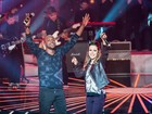 Sandy e Thiaguinho cantam sucesso 'Sina', de Djavan, no SuperStar