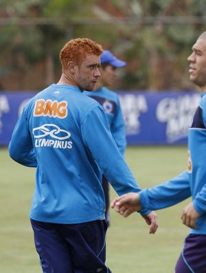 Souza, Cruzeiro, treino, Toca da Raposa II (Foto: Washington Alves / Vipcomm)