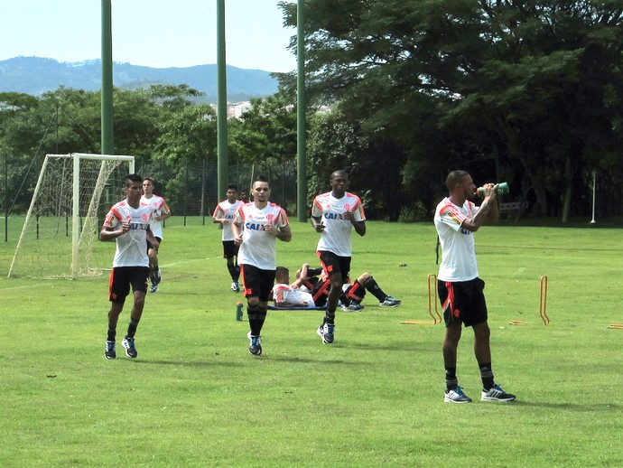 Jogadores Treino do Flamengo (Foto: Ivan Raupp)