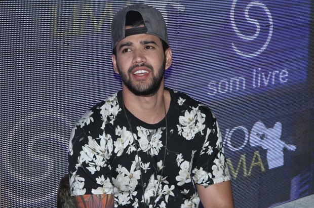 Gusttavo Lima (Foto: Amauri Nehn/Foto Rio News)