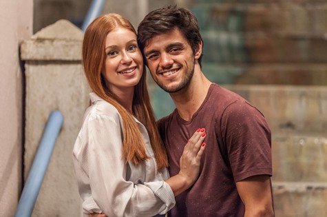 Eliza (Marina Ruy Barbosa) e Jonatas (Felipe Simas) (Foto: Globo/Artur Meninea)