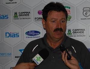 Leandro Campos, técnico do Treze (Foto: Silas Batista / GloboEsporte.com)