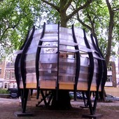 Londres tem escritório coletivo em árvore (BBC)