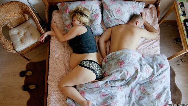Muitas das imagens foram feitas durante o fim de semana, aproveitando que os casais não tinham de ir trabalhar (Foto: Jana Romanova) Muitas das imagens foram feitas durante o fim de semana, aproveitando que os casais não tinham de ir trabalhar (Foto: Jana Romanova)