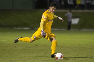 Matheus Vidotto agrada em testes, mas Cássio deve voltar na quarta-feira