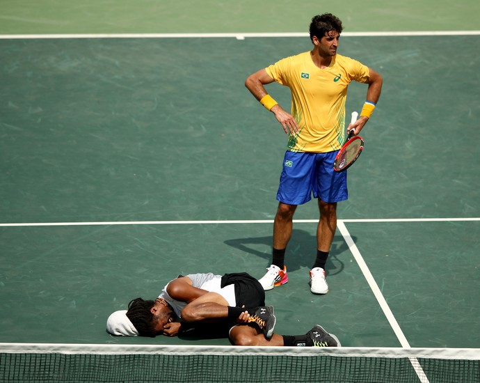 Thomaz Bellucci x Dustin Brown Olimpíada tênis Rio de Janeiro (Foto: Cameron Spencer / Getty Images)