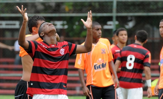 Caio Rangel Flamengo (Foto: Reprodução/Site Oficial do Flamengo)