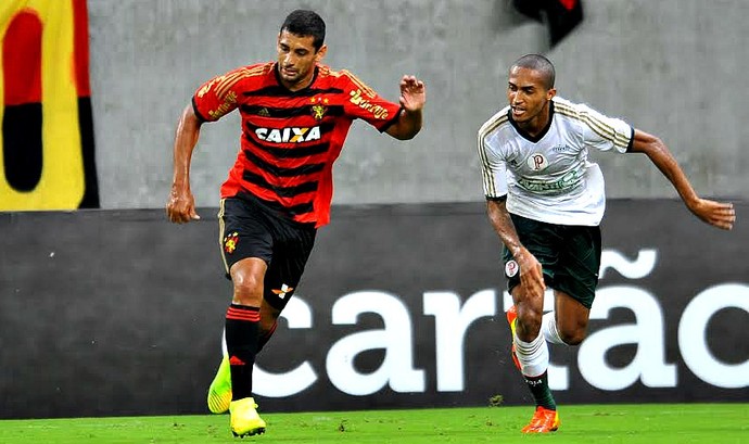 Diego Souza e Ibson Sport x Palmeiras (Foto: Aldo Carneiro / Pernambuco Press)