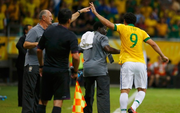 fred fonte nova brasil x italia (Foto: Reuters) fred fonte nova brasil x italia (Foto: Reuters)