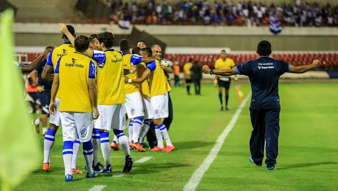 CSA comemoração (Foto: Ailton Cruz/Gazeta de Alagoas)